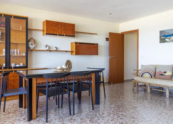 Deveses Frente Al Mar Apartment